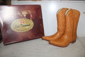 lot 33 image: Red Diamond golden butter color ostrich  boots size 10
