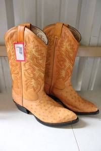 lot 71 image: Mango color boots size 9