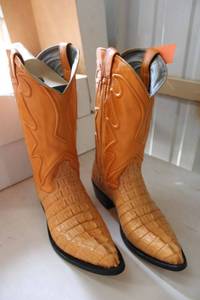 lot 88 image: Orange color boots size 9.5