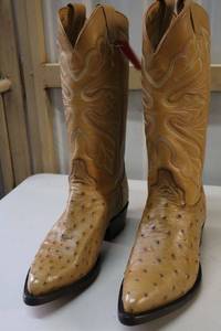 lot 234 image: Golden West light brown color ostrich boots size 6.5