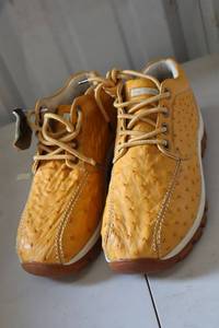 lot 267 image: Red Diamond leather tennis shoes golden butter color size 7