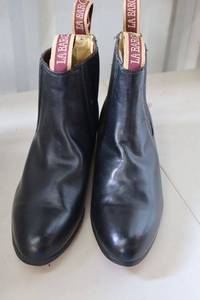 lot 294 image: La Barca short boot black color size 7