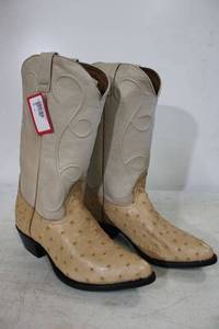 lot 372 image: Sand and bone color ostrich boots size 8.5