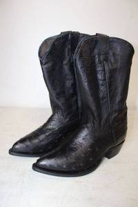 lot 392 image: Black ostrich color boots size 8