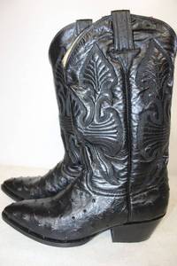 lot 457 image: Black ostrich boots size 7.5