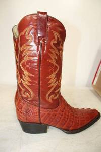 lot 494 image: Reddish brown color croc boots size 7