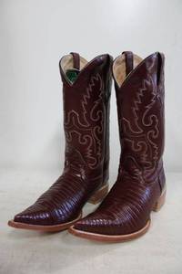 lot 502 image: Red Diamond wine color lizard boots size 7
