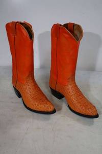 lot 536 image: Mandarin orange color boots size 9.5