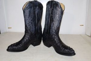 lot 538 image: Black croc boots size 9.5