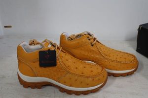 lot 577 image: Red Diamond light brownbuttercup color tennis shoes size 9.5