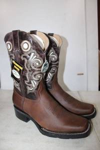 lot 649 image: Twinstone mid calf coffee color boots size 10.5