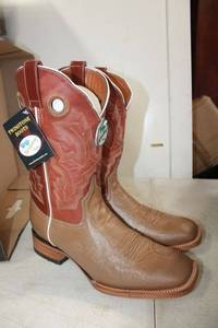 lot 706 image: Twinstone mid calf red and tan color boots size 10