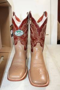 lot 703 image: Twinstone mid calf red and tan color boots size 8.5
