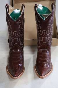 lot 109 image: Red Diamond wine color boots size 10