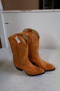 lot 111 image: Herrera mango color boots size 10
