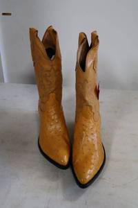 lot 122 image: Hacienda mango color ostrich boots size 10