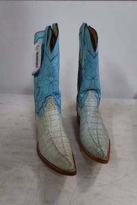 lot 139 image: Herrera Caiman blue color boots size 7.5