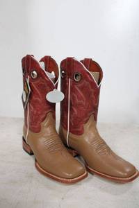 lot 710 image: Twinstone red and tan color boots size 8