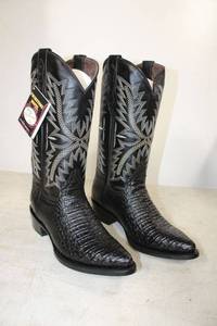 lot 616 image: Twinstone black color boots size 7