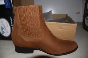 lot 1028 image: Twinstone golden brown color, velvety leather with leather sole, short boot, size 7