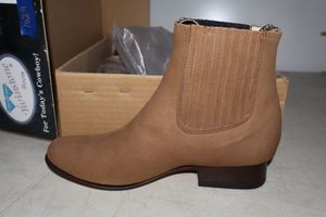 lot 1029 image: Twinstone light brown color, velvety leather with leather sole, short boot, size 7.5