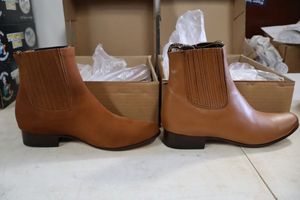 lot 1057 image: Two pairs of short boots size 10  in brown color (2 times the money)