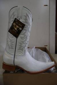 lot 842 image: Old Creek white color pointed toe boots, size 8
