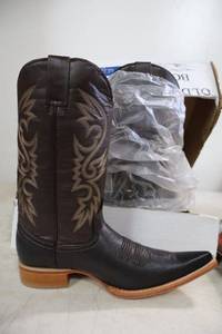 lot 939 image: Old Creek chocolate color boots with pointed toe, size 7