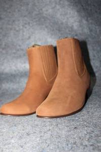 lot 1007 image: Twinstone golden brown color, velvety leather texture, leather sole, short boot, size 8