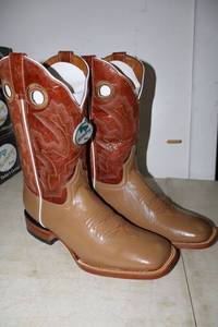 lot 1097 image: Twinstone red and tan color boots, size 7