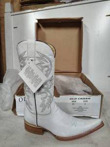 lot 1118 image: Old Creek white color boots, size 6