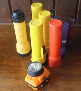 lot 58 image: Collection of flashlights