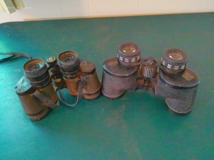 lot 108 image: vintage binocular sets
