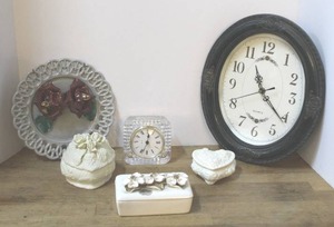 lot 115 image: porcelain items and clocks see pictures for details