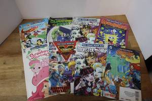 lot 126 image: lot of Comic Books