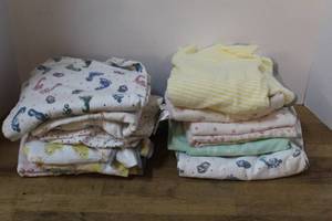 lot 132 image: Receiving blankets