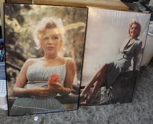 lot 158 image: Framed pictures of Marilyn Monroe