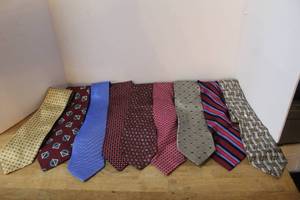 lot 166 image: lot of vintage silk mens neckties featuring various designer brands such as preswick&moore,roost,Geoffrey Beene and more,Gobillion, and more see pictures