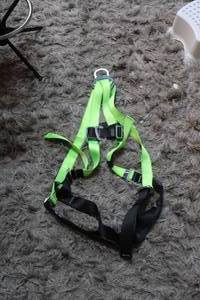 lot 176 image: a Honeywell Miller H100 full-body fall protection harness designed for worker safety
