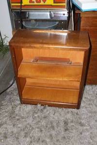 lot 210 image: Shelf