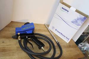 lot 214 image: NANPU Pneumatic Sand Blaster Gun, specifically model NP-ASBX1