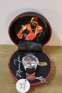 lot 220 image: vintage 1997 Michael Jordan collectors watch produced by Wilson, often sold through Avon
