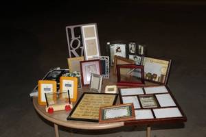 lot 246 image: A mix of photo frames