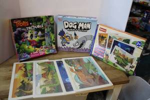 lot 251 image: Kids games and puzzles
