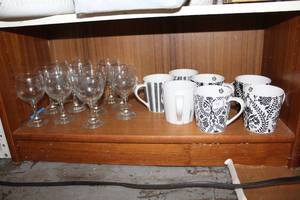 lot 257 image: Everything on shelf see pictures for details