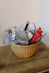 lot 263 image: Basket full of kitchen utensils