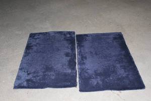 lot 272 image: 2-blue mats