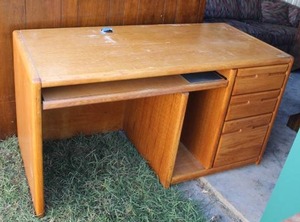 lot 289 image: golden oak computer desk