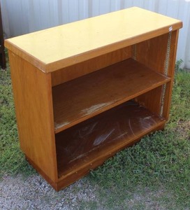 lot 290 image: bookcase