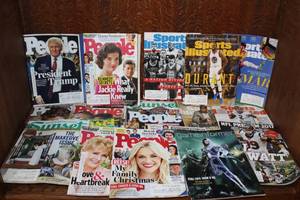 lot 118 image: Collection of people and sports illustrated magazines